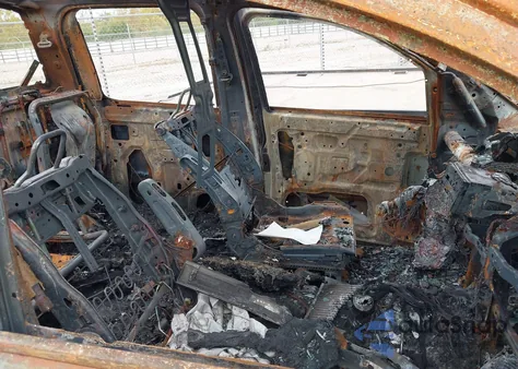 2010 Nissan Titan Pro-4X из США, поврежденный, VIN 1N6BA0EC3AN316194